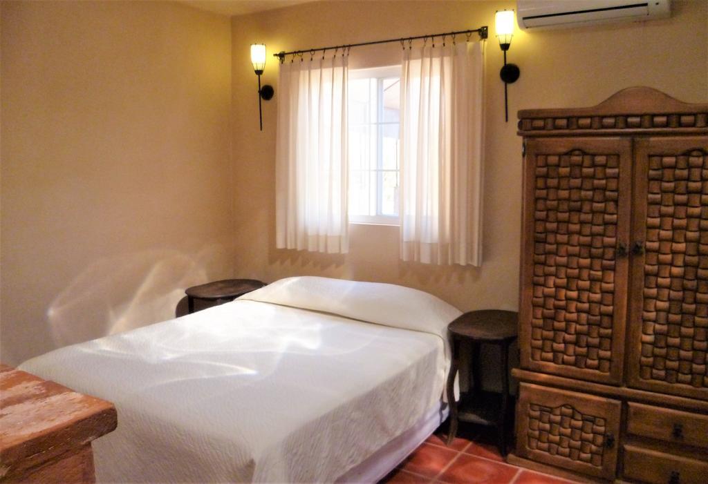 Hacienda Hotel Santo Domingo イサマル エクステリア 写真